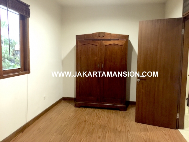 HR567 Excellent house for rent at Kemang Jakarta Selatan cheap price