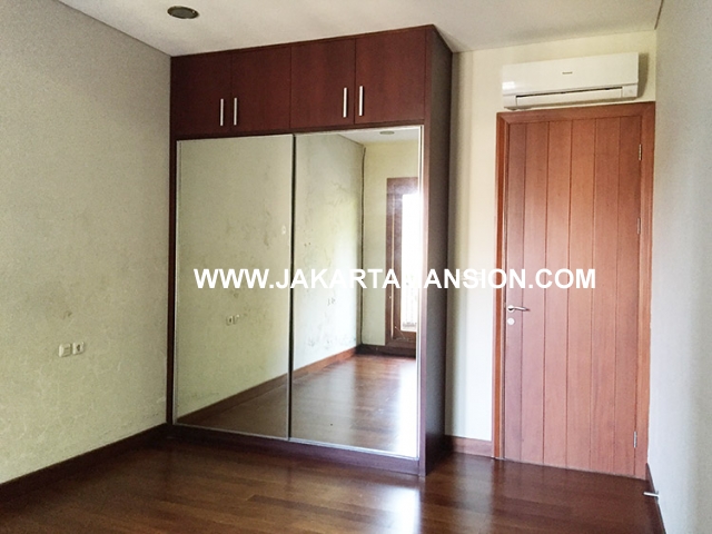 HR588 House for rent at senopati kebayoran baru