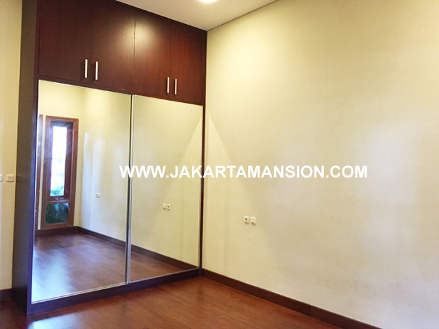 HR588 House for rent at senopati kebayoran baru