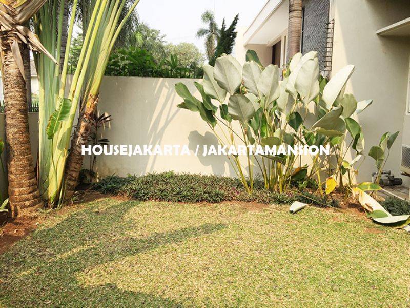 HR954 House for rent sewa lease at Pondok Indah