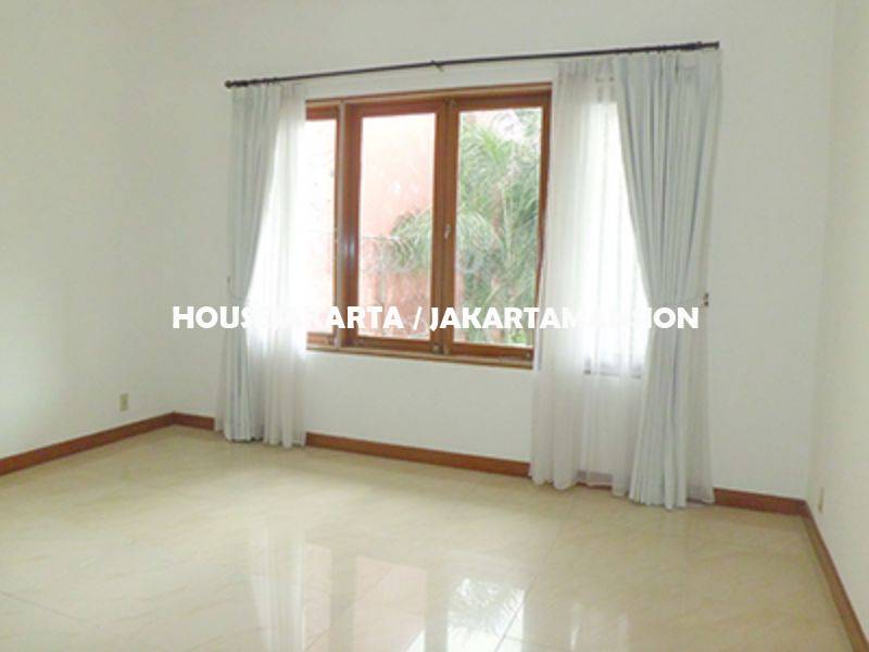 HS985 House for Sale Jual at Kemang South Jakarta